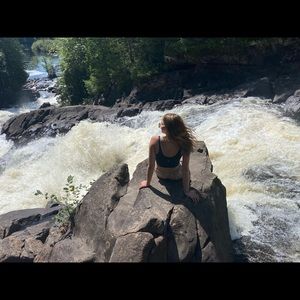 Meet your Posher, Paige